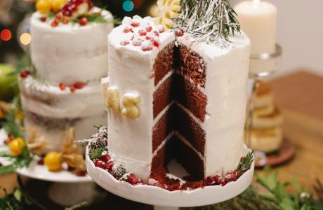 Photograph of a 3 tier Christmas cake